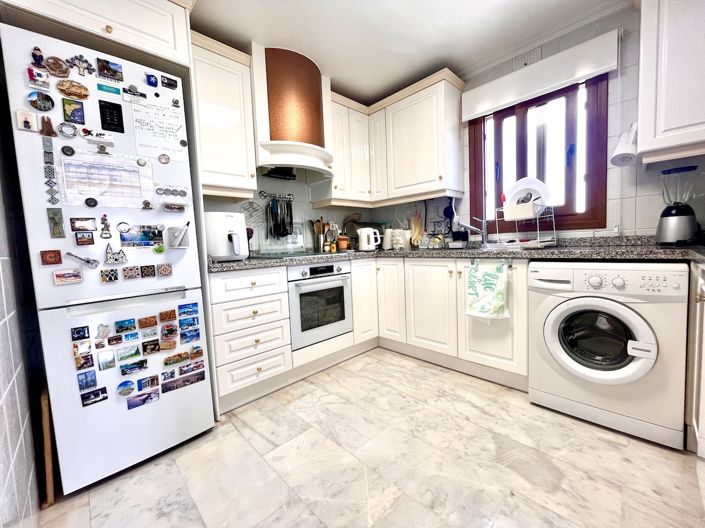 Image No.9-2 Bed Apartment for sale