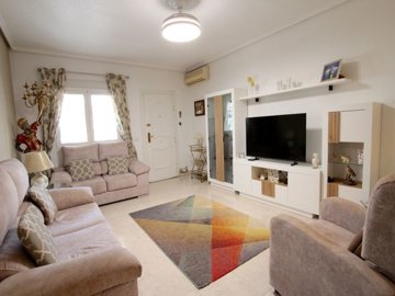 49308abeautifullypresentedthreebedroomsemidet