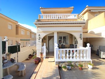 49308abeautifullypresentedthreebedroomsemidet