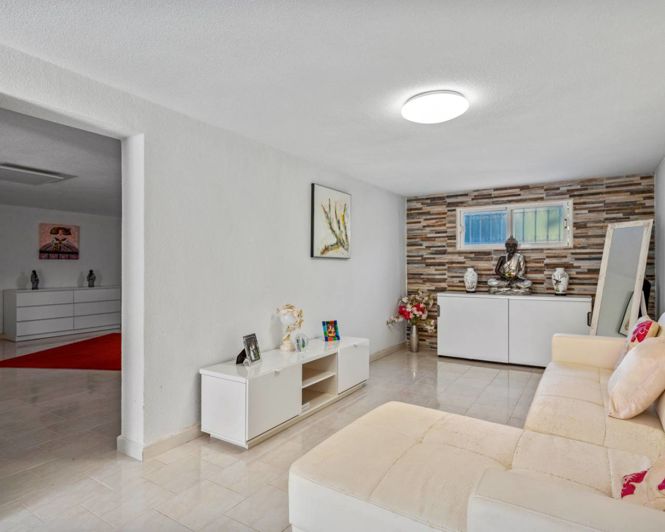 Image No.22-4 Bed Villa for sale