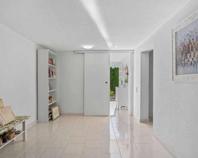 Image No.27-4 Bed Villa for sale