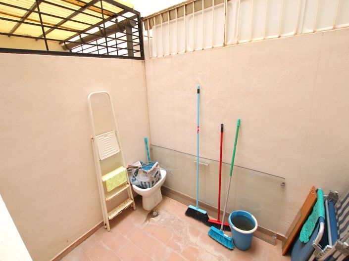 Image No.18-2 Bed Apartment for sale