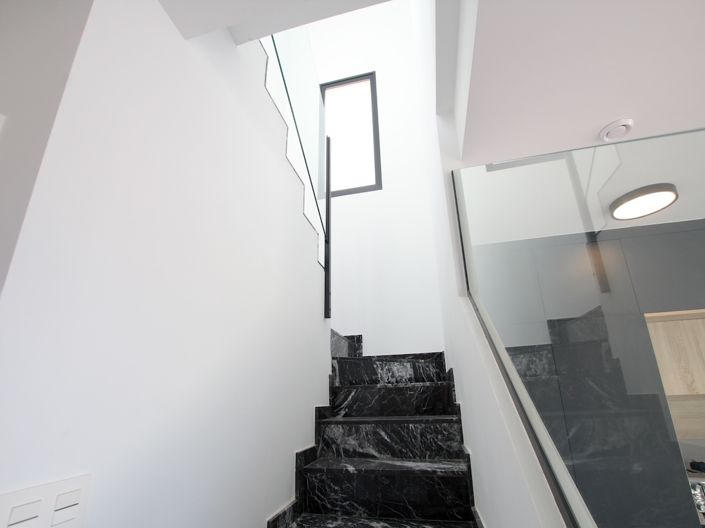 Image No.19-3 Bed Villa for sale