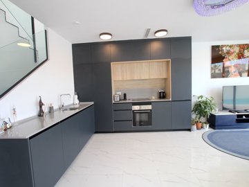 49320stunning3bed25bathvillawithprivatepoolbu