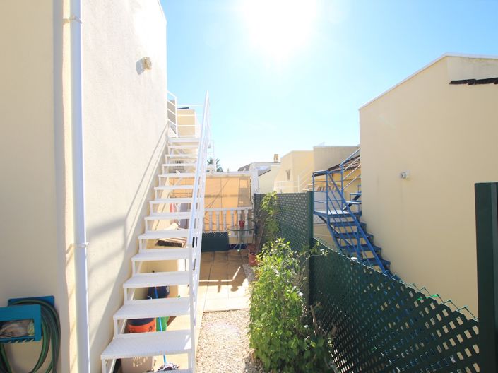 Image No.15-2 Bed Villa for sale