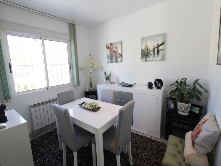 Image No.28-2 Bed Villa for sale