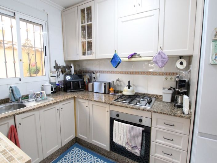 Image No.11-3 Bed Townhouse for sale