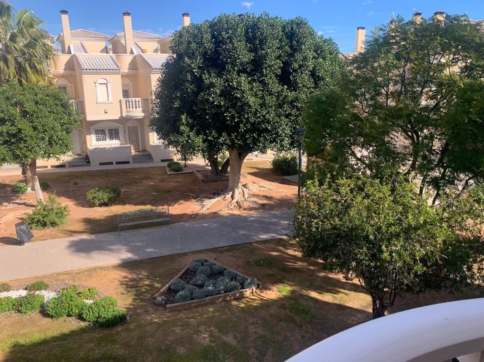 Image No.21-3 Bed Townhouse for sale