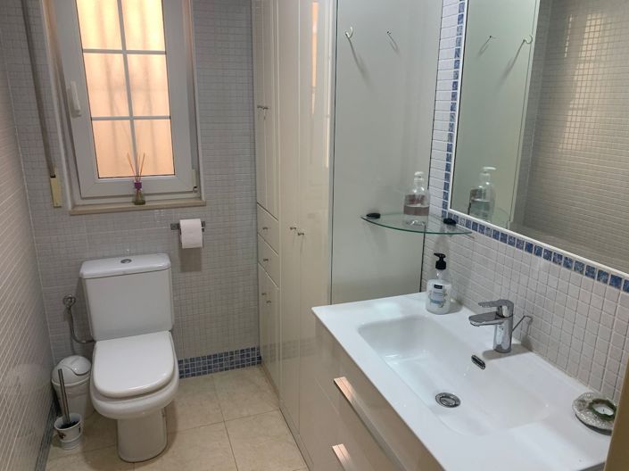 Image No.8-3 Bed Townhouse for sale