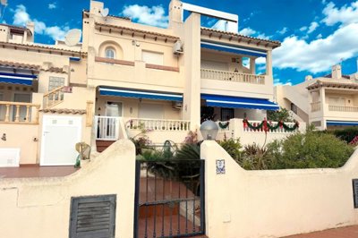 49330townhouseinvillamartinlasramblas10022613