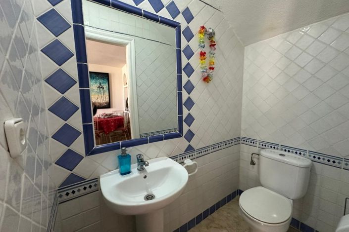 Image No.22-2 Bed Townhouse for sale