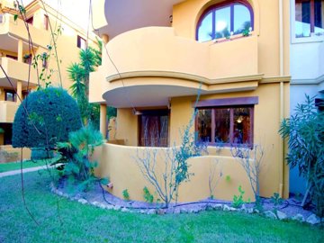 49340charmingtwobedroomgardenapartmentrespano