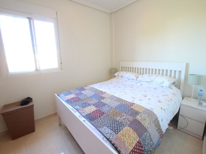 Image No.20-2 Bed Apartment for sale