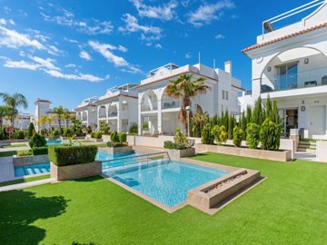 49359luxurythreebedroomsemidetachedvillaindon