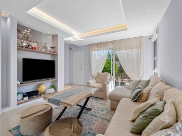 49359luxurythreebedroomsemidetachedvillaindon