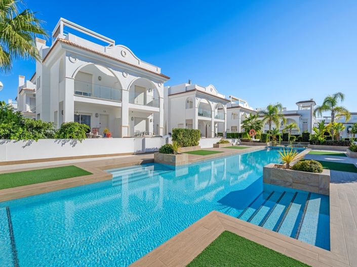 Image No.6-3 Bed Villa for sale