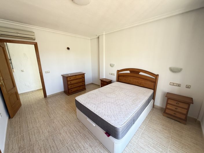 Image No.21-3 Bed Villa for sale