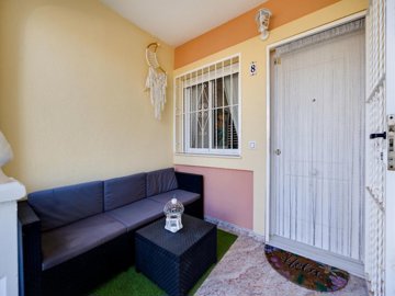 49354beautifullypresented2bedroomgardenapartm