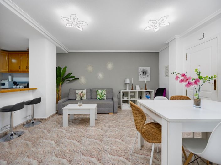 Image No.13-2 Bed Apartment for sale