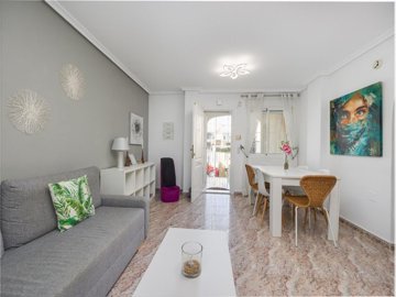 49354beautifullypresented2bedroomgardenapartm