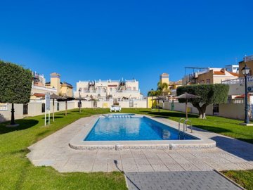 49354beautifullypresented2bedroomgardenapartm