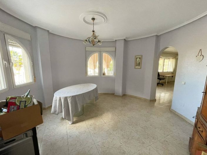 Image No.11-4 Bed Villa for sale