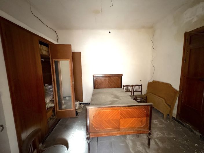 Image No.21-4 Bed Townhouse for sale