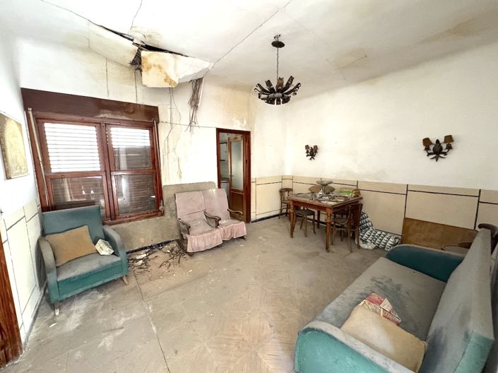 Image No.22-4 Bed Townhouse for sale