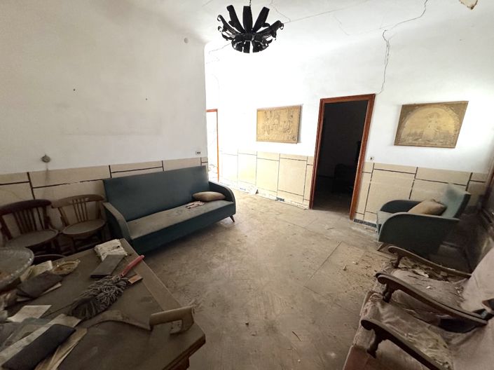 Image No.25-4 Bed Townhouse for sale