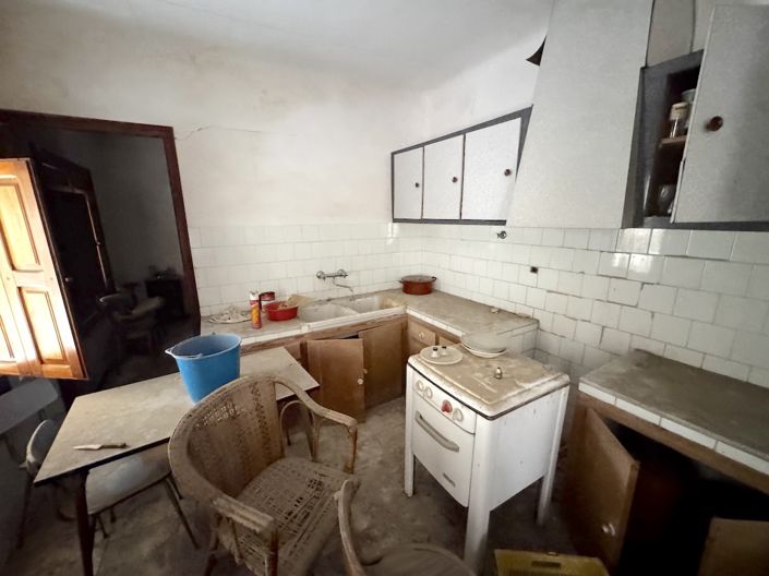 Image No.27-4 Bed Townhouse for sale