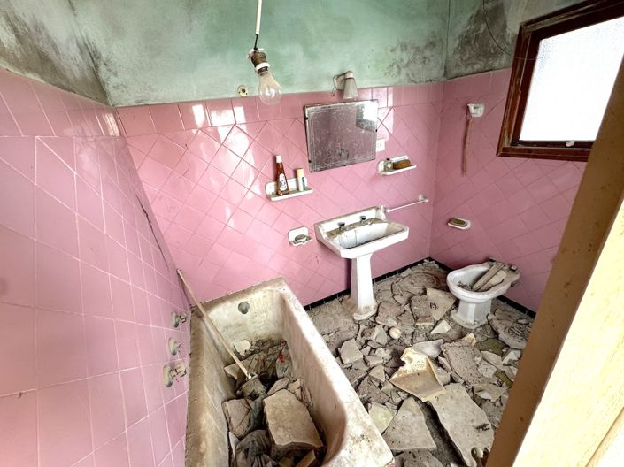 Image No.29-4 Bed Townhouse for sale