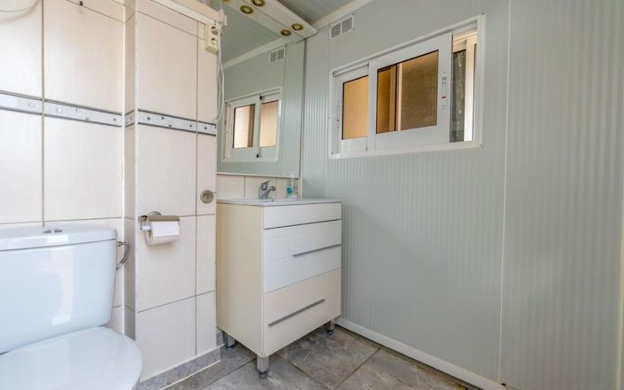 Image No.24-2 Bed Apartment for sale