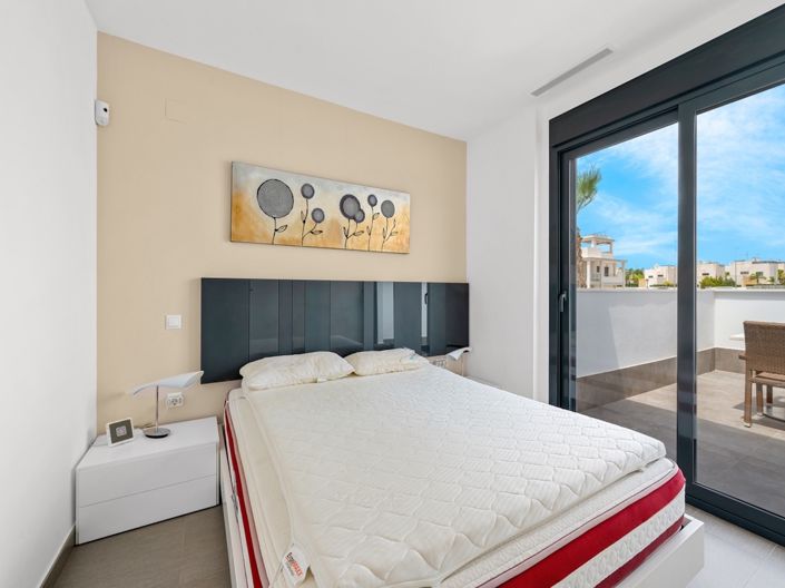 Image No.20-3 Bed Villa for sale