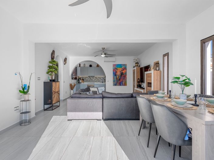 Image No.14-5 Bed Villa for sale