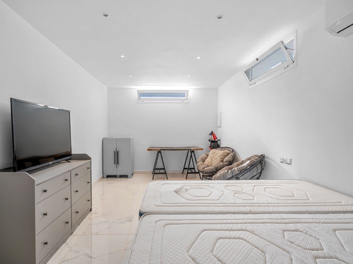 Image No.29-5 Bed Villa for sale