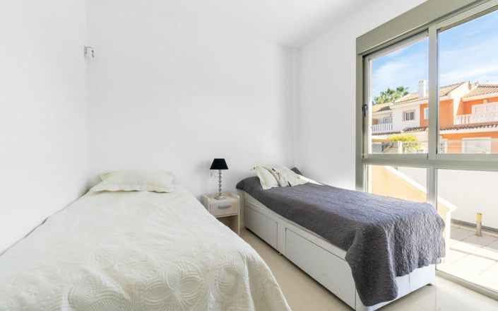 Image No.19-3 Bed Villa for sale