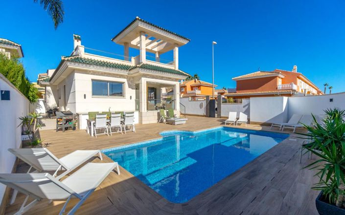 Image No.2-3 Bed Villa for sale