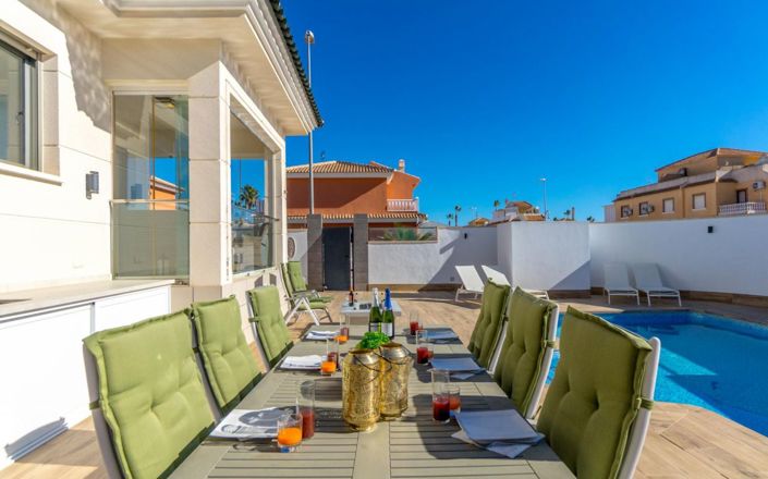 Image No.6-3 Bed Villa for sale