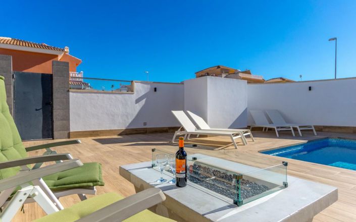 Image No.8-3 Bed Villa for sale