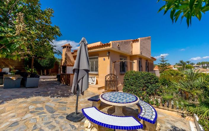 Image No.10-3 Bed Villa for sale