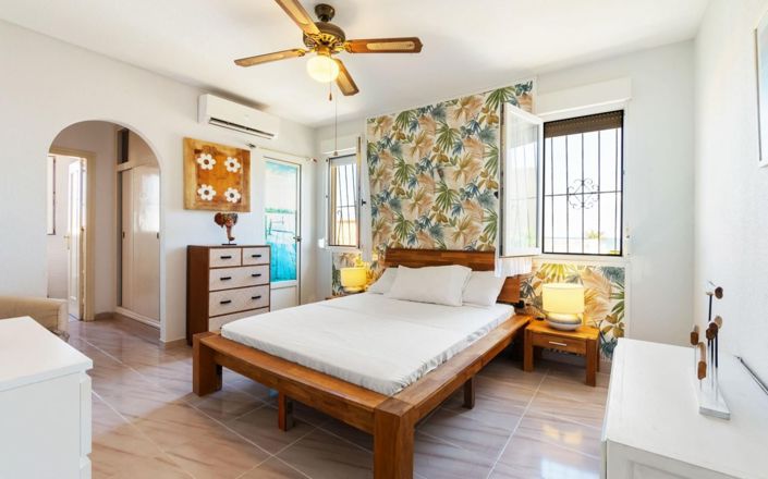 Image No.25-3 Bed Villa for sale