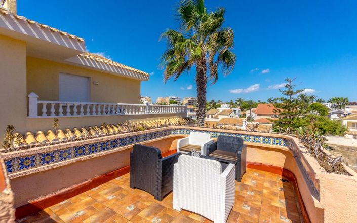 Image No.27-3 Bed Villa for sale