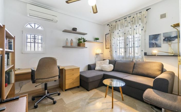 Image No.26-4 Bed Villa for sale