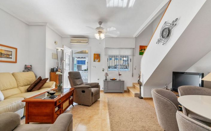 Image No.14-3 Bed Townhouse for sale