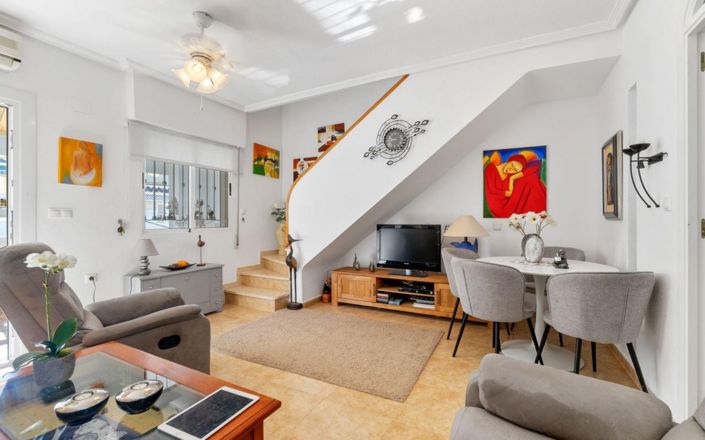 Image No.23-3 Bed Townhouse for sale