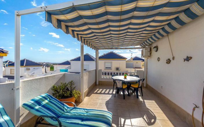 Image No.30-3 Bed Townhouse for sale