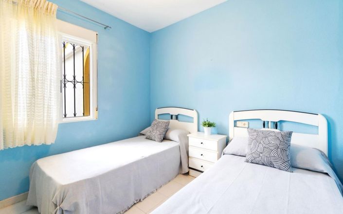 Image No.18-3 Bed Townhouse for sale