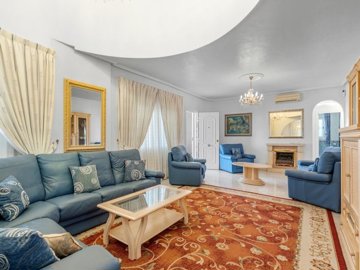 49360exceptionallyspaciousvillawithfantastico