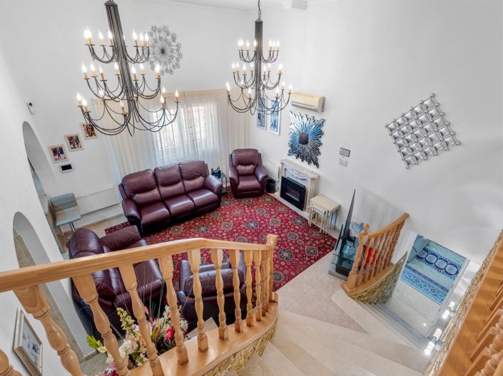 Image No.19-7 Bed Villa for sale