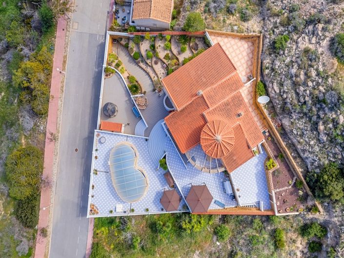 Image No.3-7 Bed Villa for sale